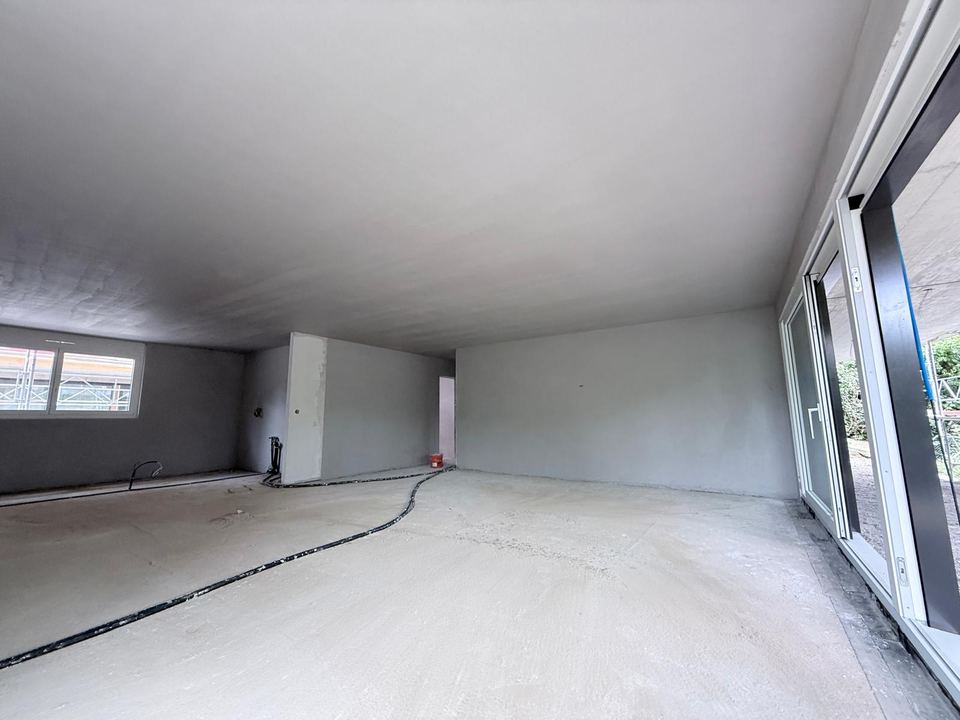 Appartement neuf - murs prêts à peindre