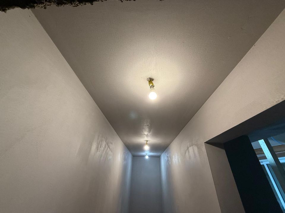 Couloir - plafond et murs lissés